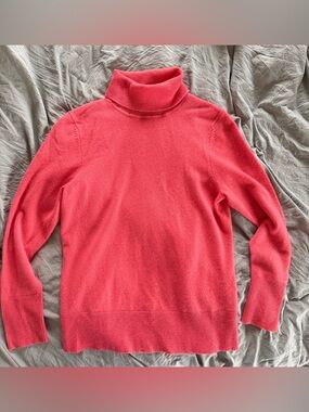 Vintage Victor Alfaro Coral Pink Cashmere Turtleneck Sweater